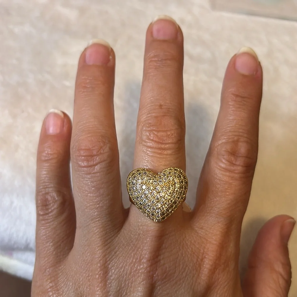 NEW AAA CZ Bold Heart 18k Yellow Gold Filled Ring